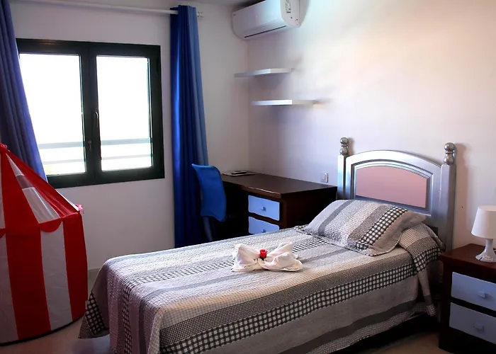 Leonard פלאיה בלנקה